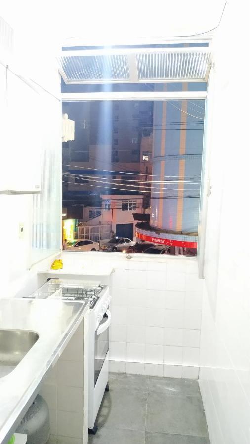 Quitinete A Poucos Passos Da Praia No Ponto Mais Central Da Cidade. غواراباري المظهر الخارجي الصورة